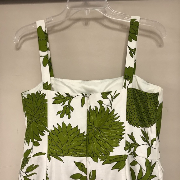 Willow Green dress - Picture 6 of 6